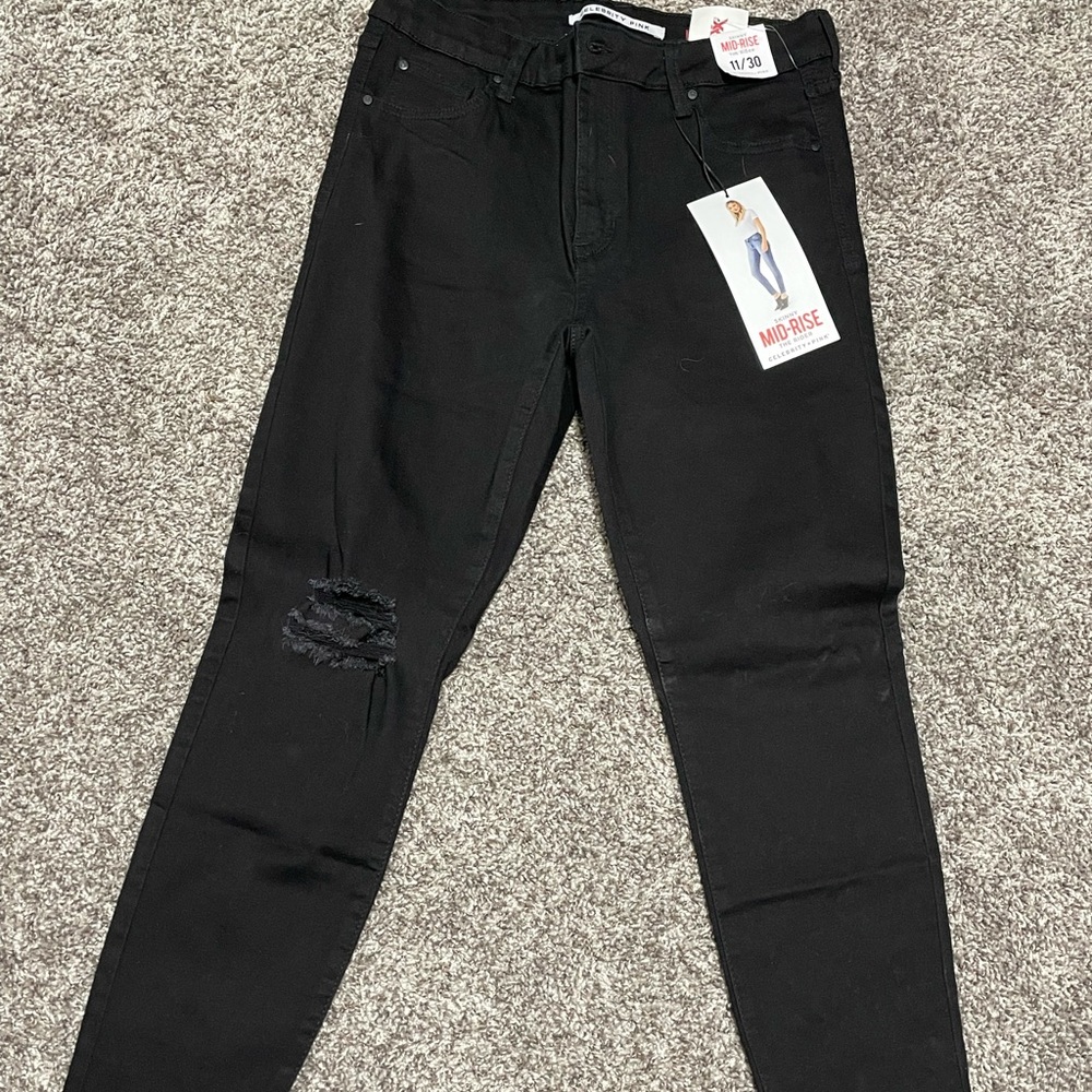 Celebrity Pink Black distressed skinny jeans